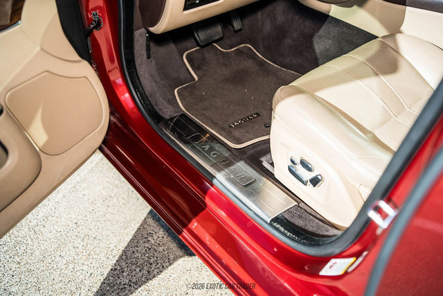 Used 2012 Jaguar XJ RWD image 36