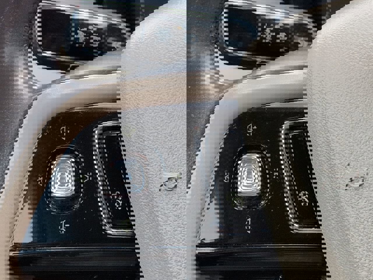 Used 2020 Lincoln Corsair AWD image 22