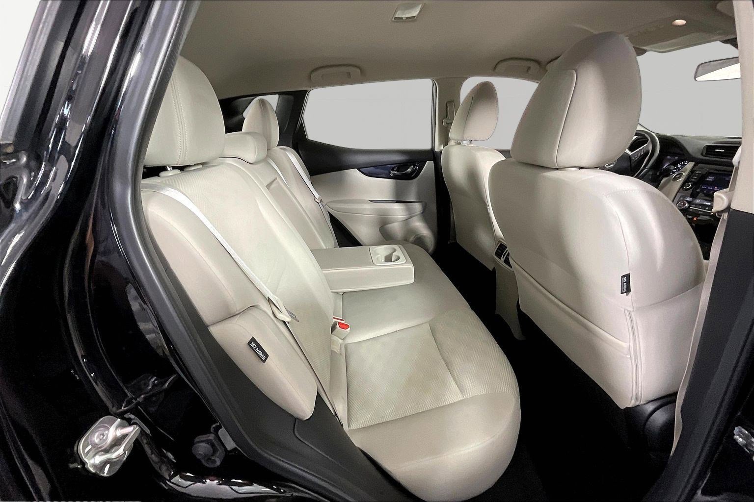 Used 2021 Nissan Rogue Sport SV AWD/4WD image 25