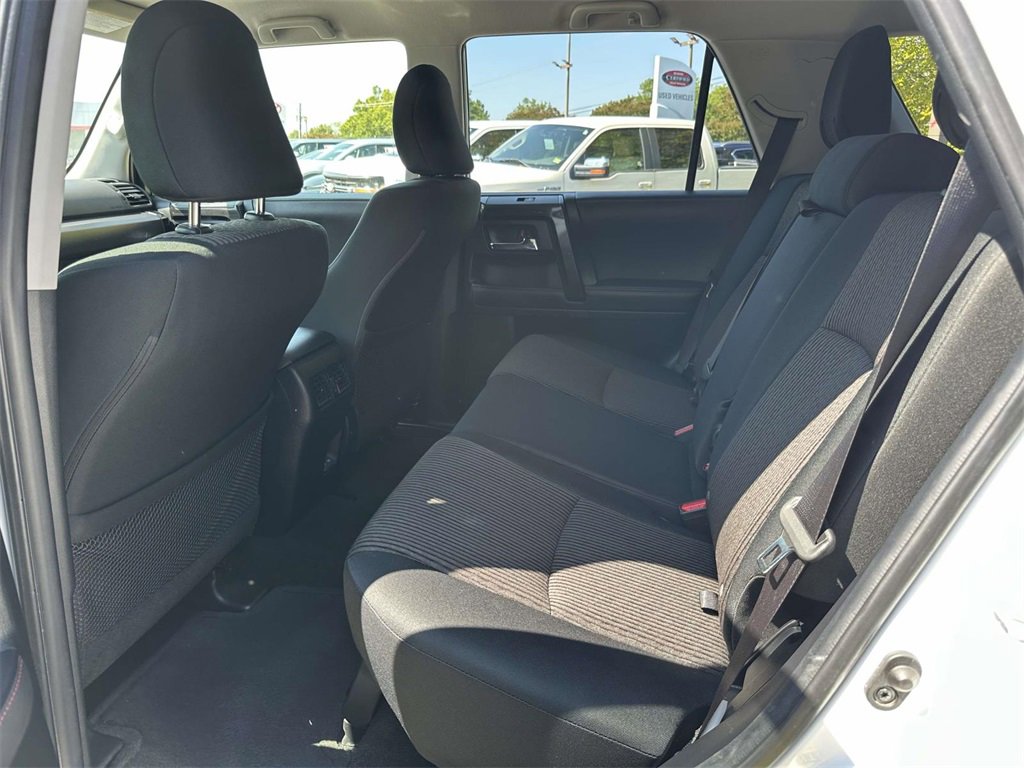 Used 2024 Toyota 4Runner TRD Off-Road image 15