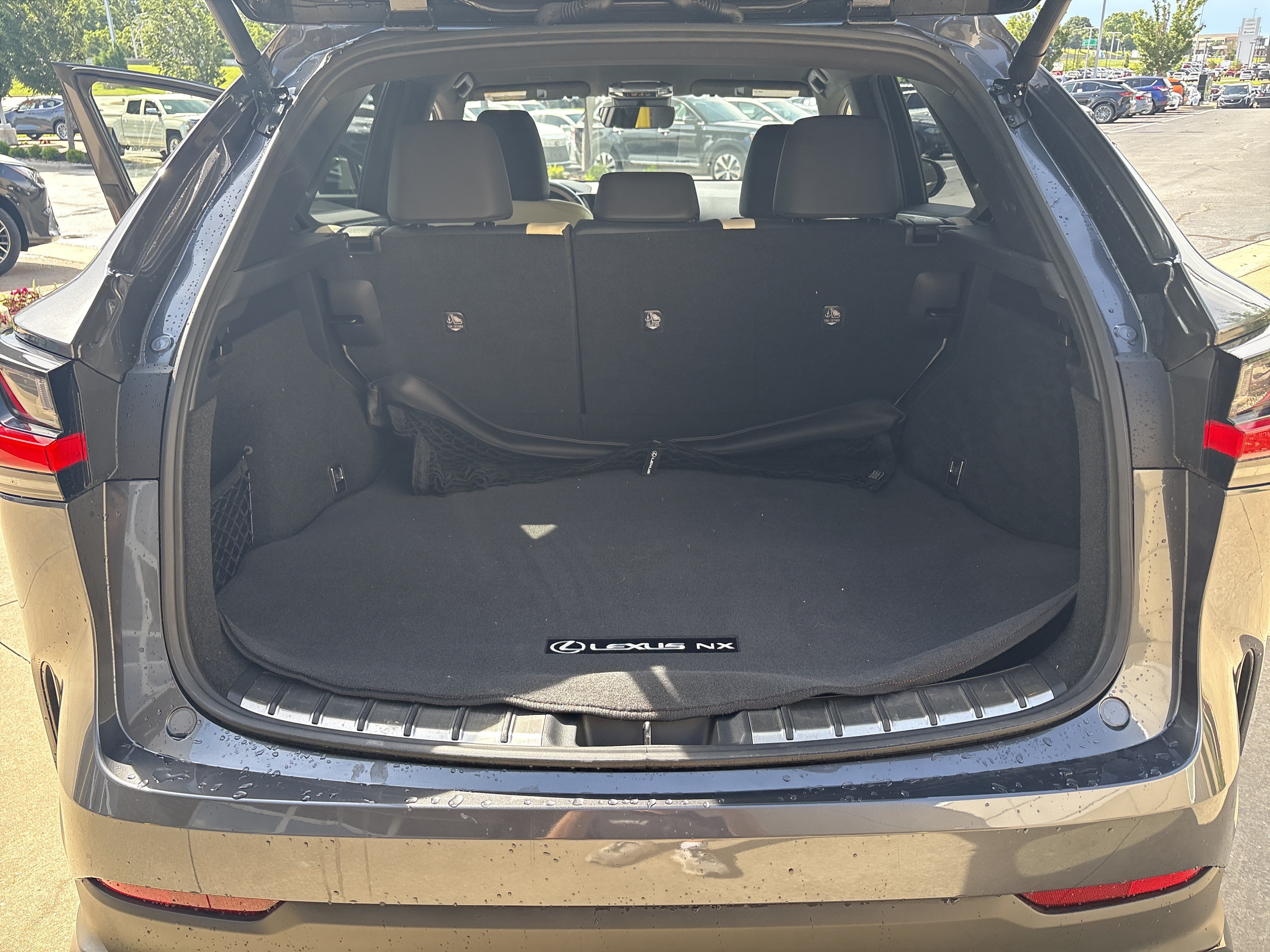 Used 2023 Lexus NX 250 FWD w/ Towing Package (2000 Lbs) image 31