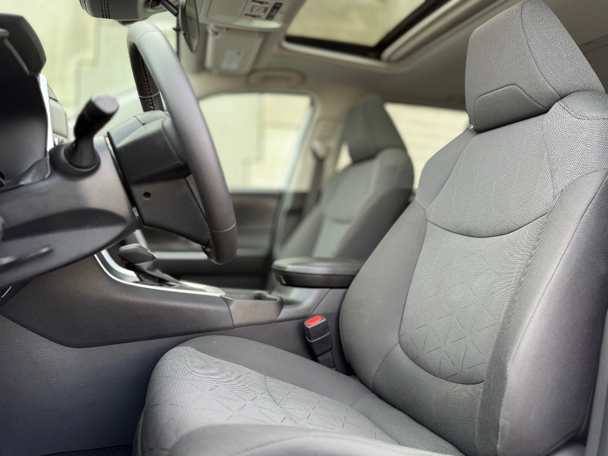 Used 2023 Toyota RAV4 XLE w/ Convenience Package AWD/4WD image 15