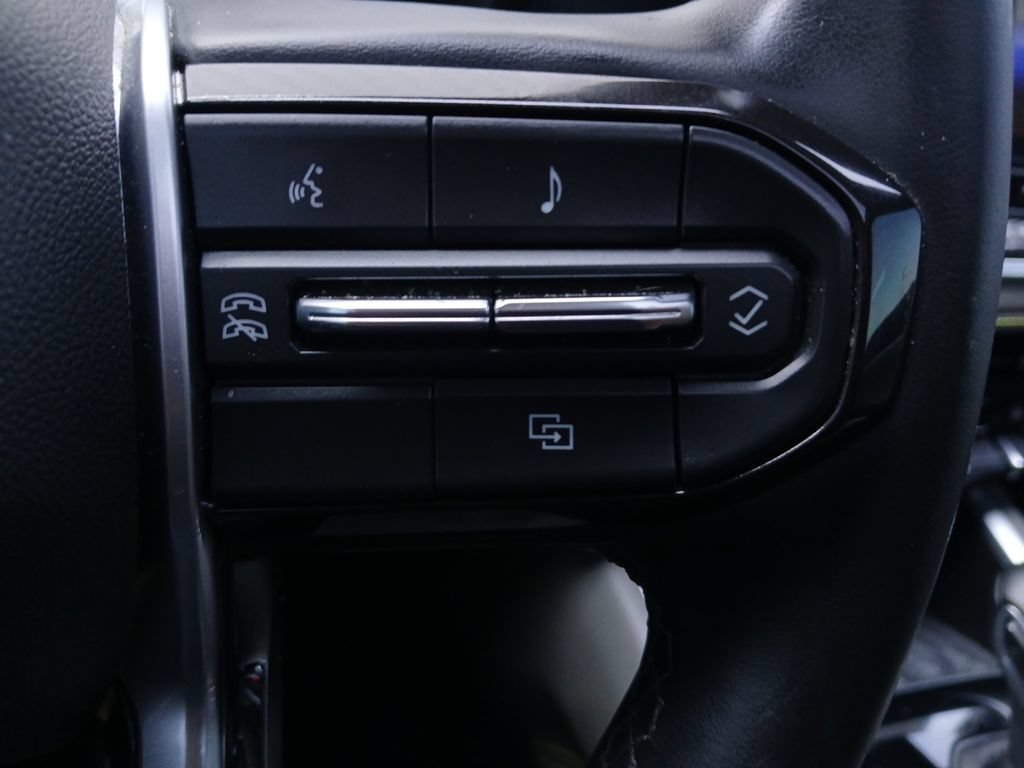 Used 2024 Chevrolet Colorado ZR2 AWD/4WD image 25
