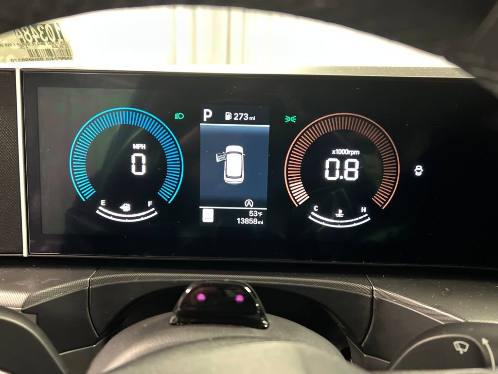 Used 2025 Hyundai Santa Fe SEL image 14