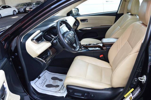 Used 2013 Toyota Avalon Limited FWD image 50