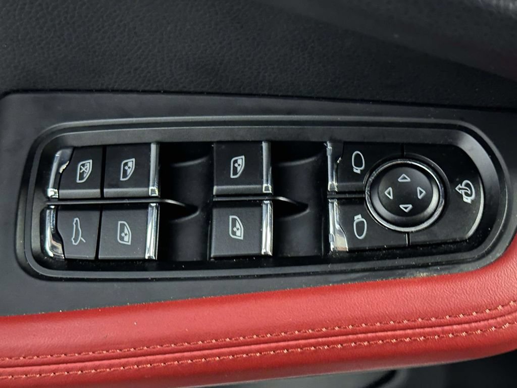 Used 2021 Porsche Macan GTS AWD/4WD image 19