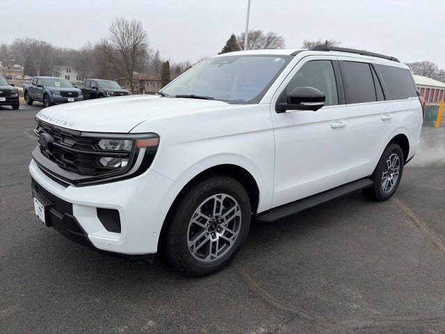 Used 2025 Ford Expedition Active