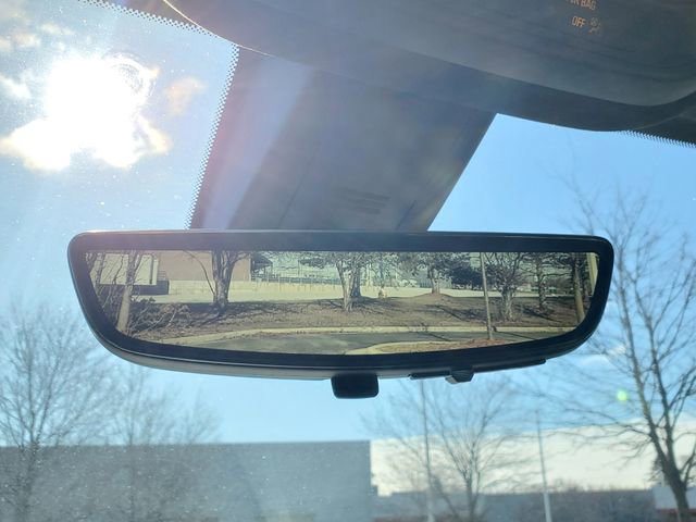 Used 2023 Chevrolet Traverse RS w/ LPO, Floor Liner Package image 35