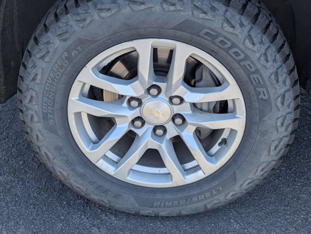 Used 2019 Chevrolet Silverado 1500 LT w/ True North Edition AWD/4WD image 12