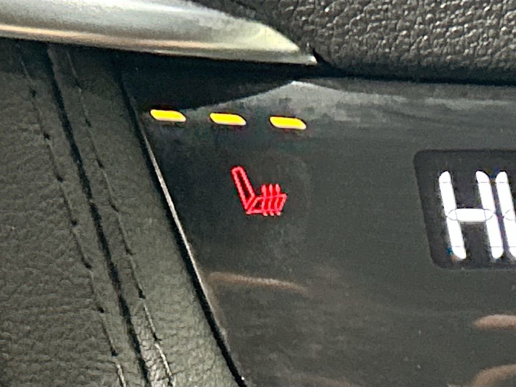 Used 2024 Cadillac XT5 Luxury w/ LPO, Floor Liner Package image 16