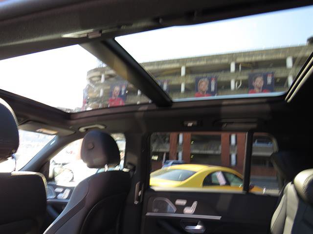 Used 2023 Mercedes-Benz GLS 450 4MATIC image 20