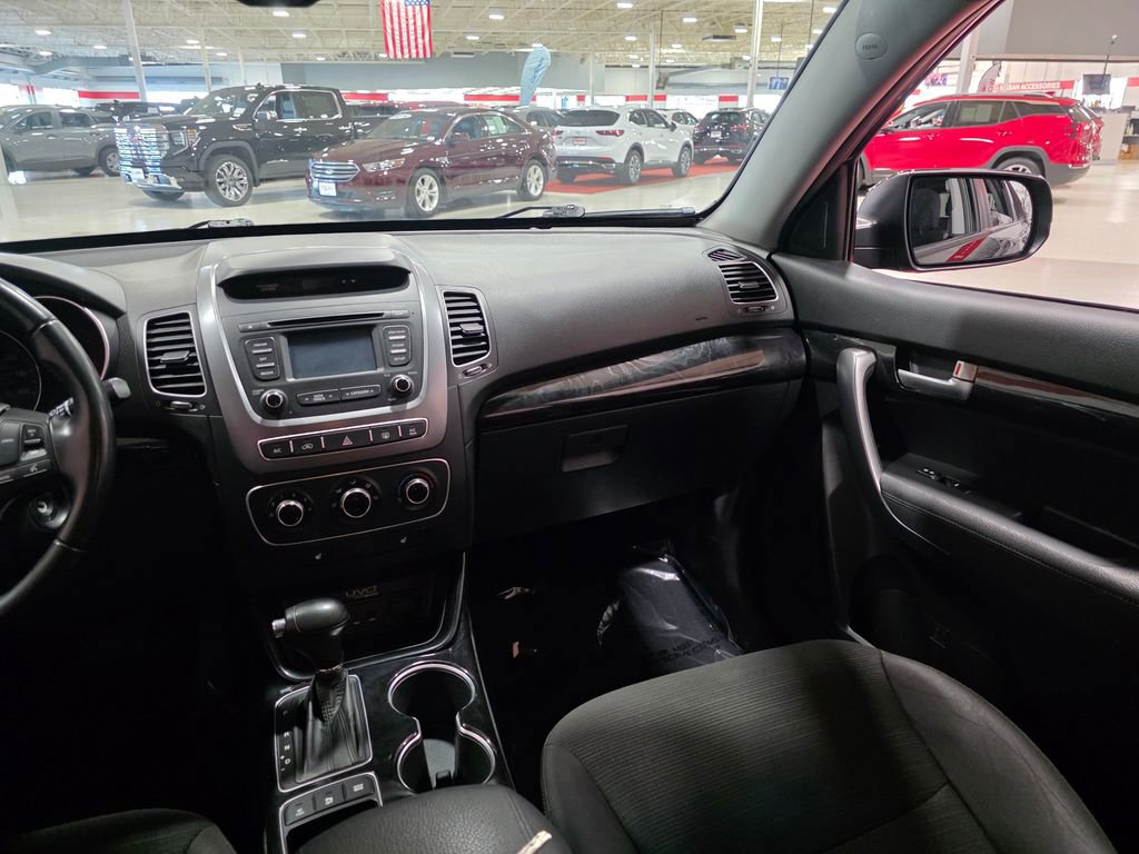 Used 2014 Kia Sorento LX w/ LX V6 Convenience Package AWD/4WD image 16
