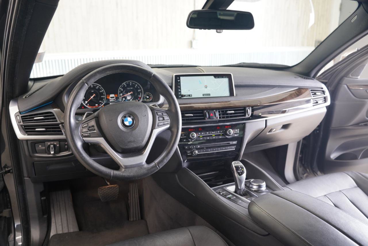 Used 2017 BMW X6 sDrive35i RWD image 11