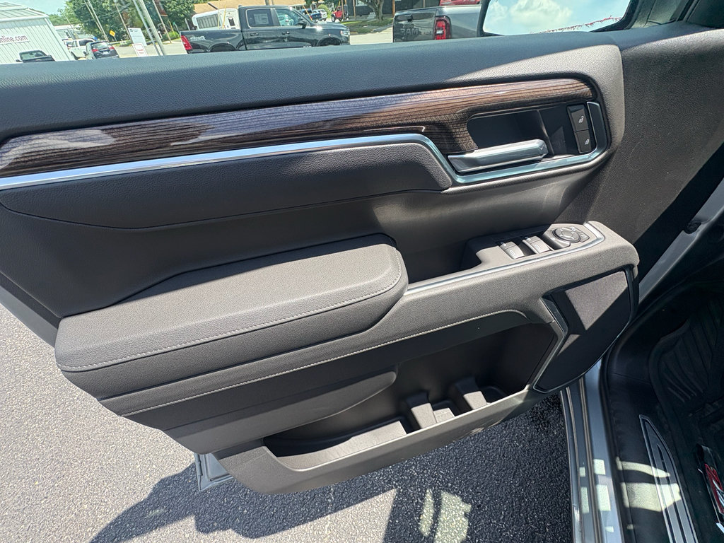 New 2026 Chevrolet Silverado 1500 RST w/ Z71 Off-Road Package AWD/4WD image 7