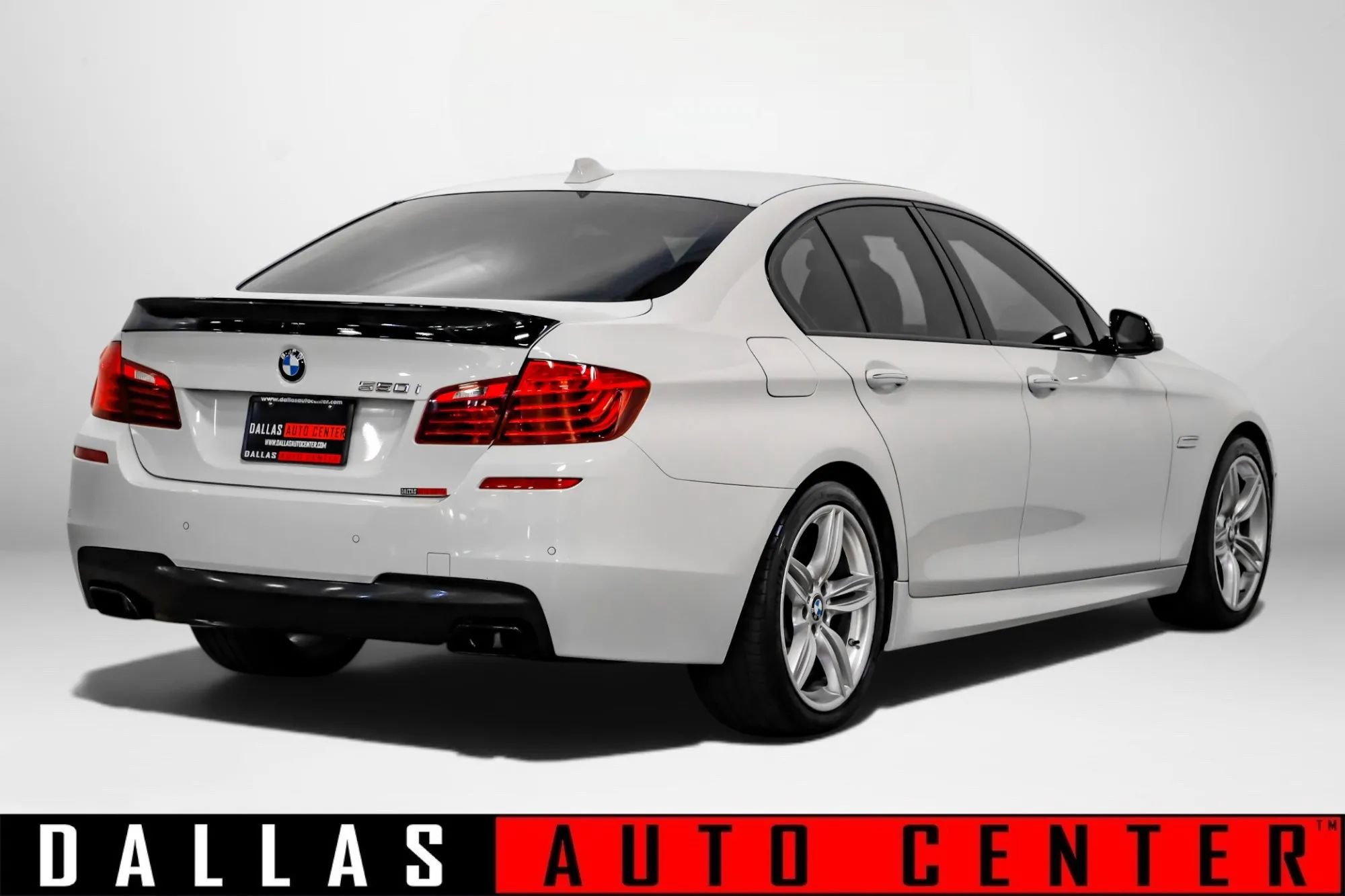 Used 2014 BMW 550i Sedan RWD image 5