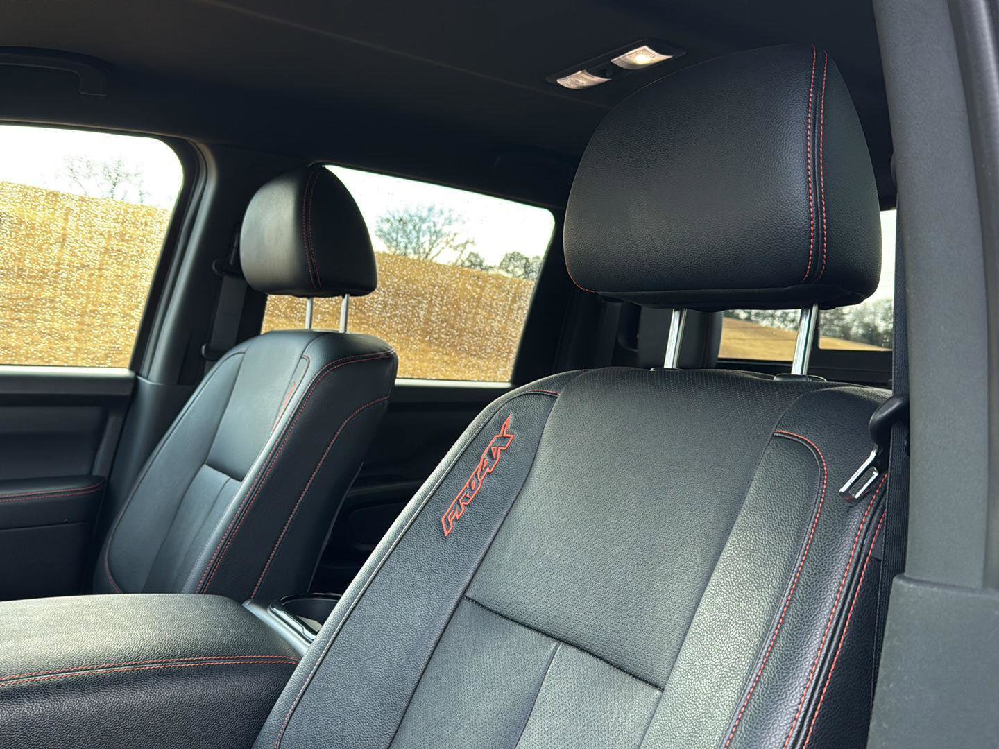 Used 2023 Nissan Titan PRO-4X w/ Pro-4x Convenience Package image 27