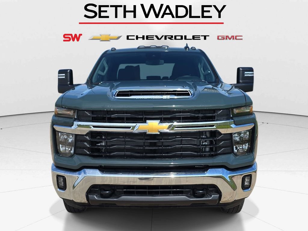 New 2026 Chevrolet Silverado 3500 LT w/ Convenience Package AWD/4WD image 2