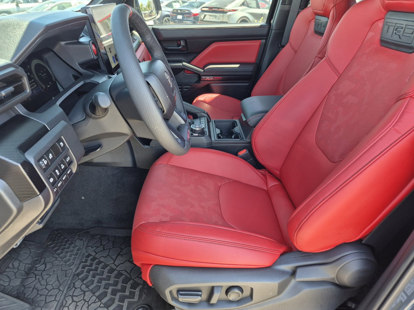 Certified 2025 Toyota Tacoma TRD Pro AWD/4WD image 16