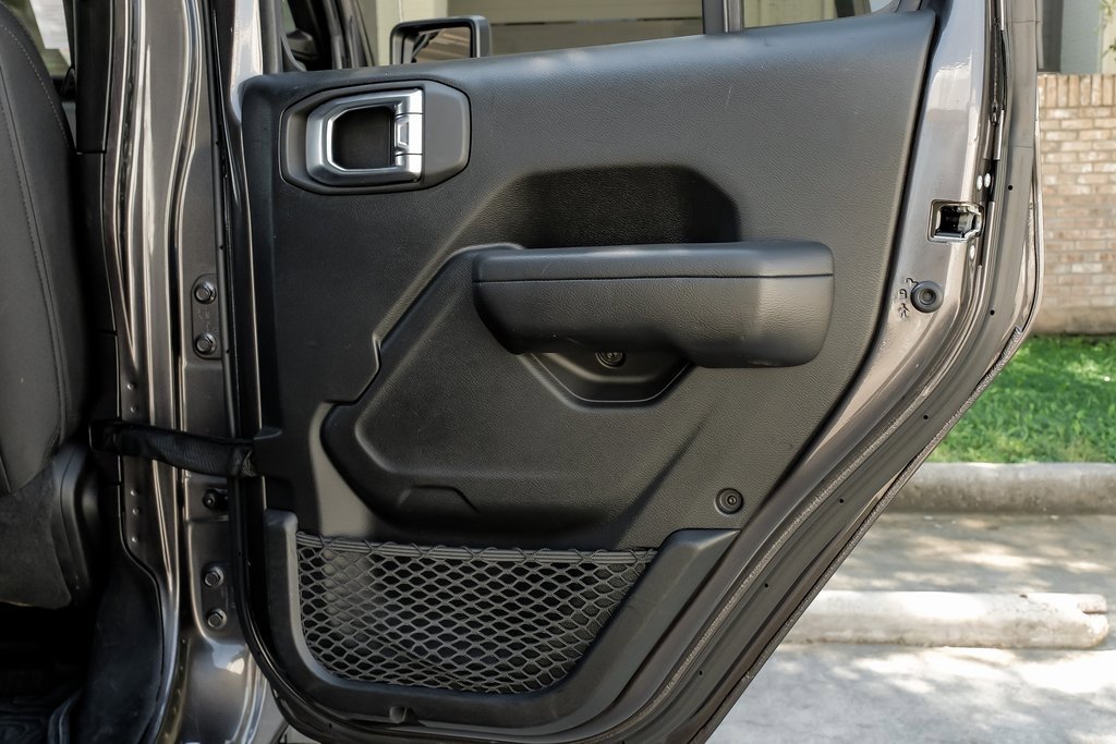 Used 2021 Jeep Wrangler Unlimited Sport image 59