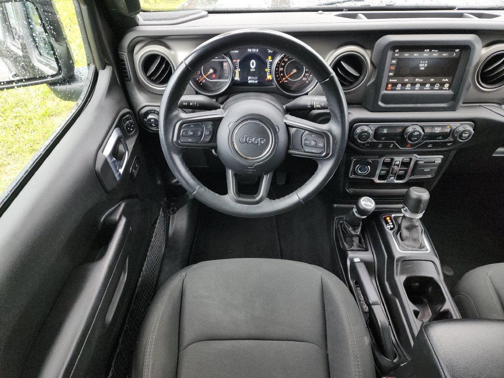 Used 2021 Jeep Gladiator Sport AWD/4WD image 16