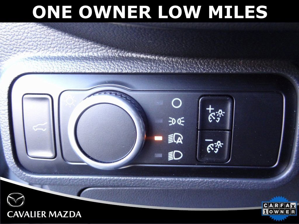 Used 2025 Ford Explorer Active image 20