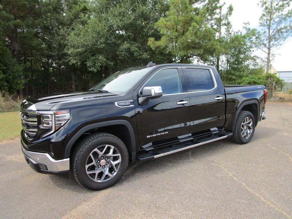 New 2025 GMC Sierra 1500 SLT w/ SLT Premium Plus Package
