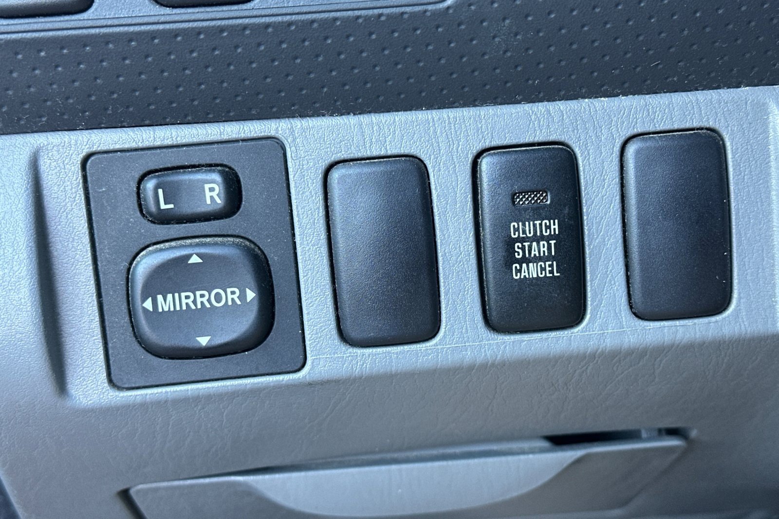 Used 2007 Toyota Tacoma Base 4D Access Cab image 37