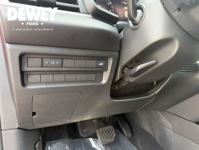Used 2023 Mitsubishi Outlander SE Black Edition AWD/4WD image 13