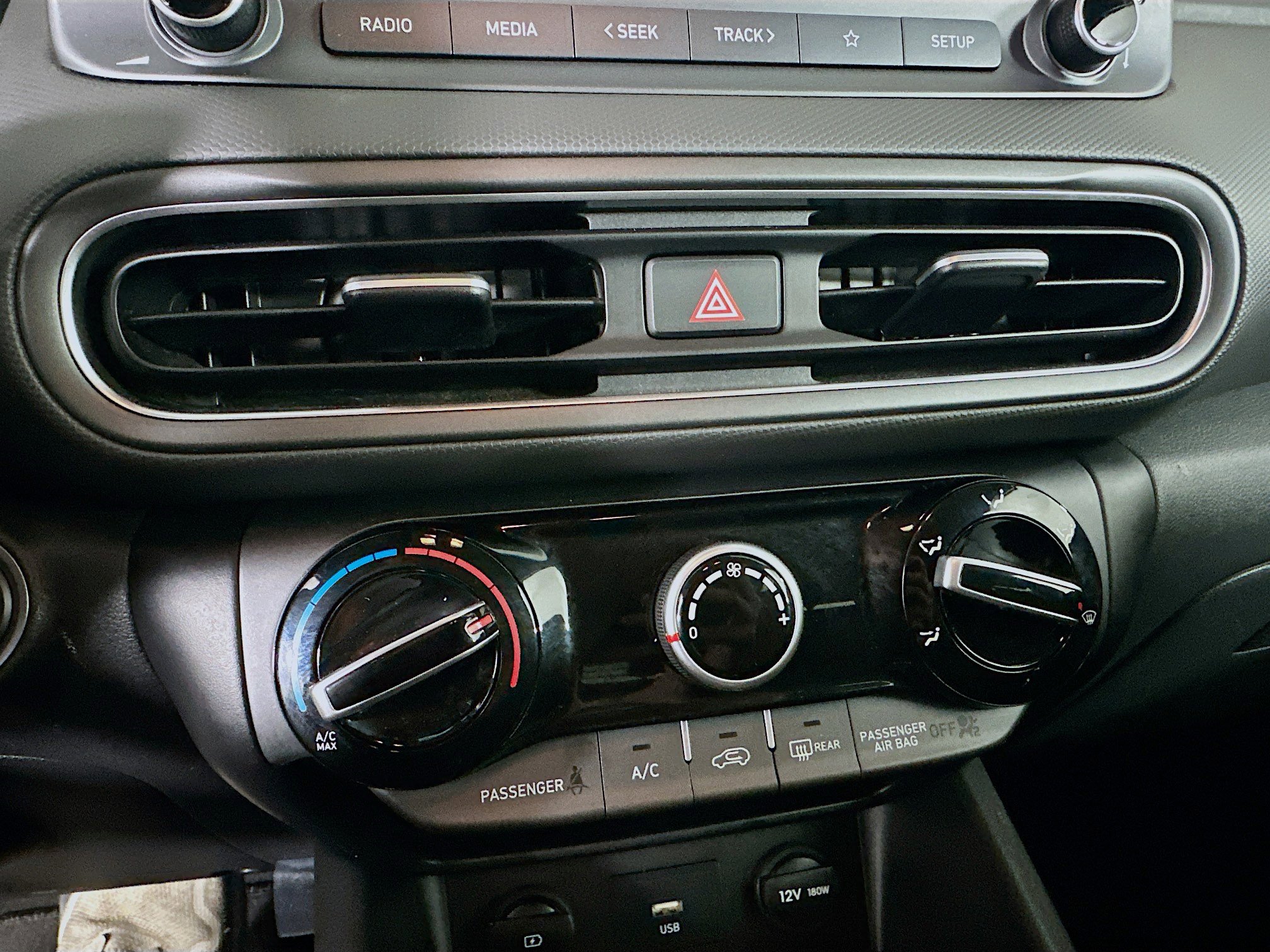 Used 2023 Hyundai Kona SEL w/ Cargo Package image 19