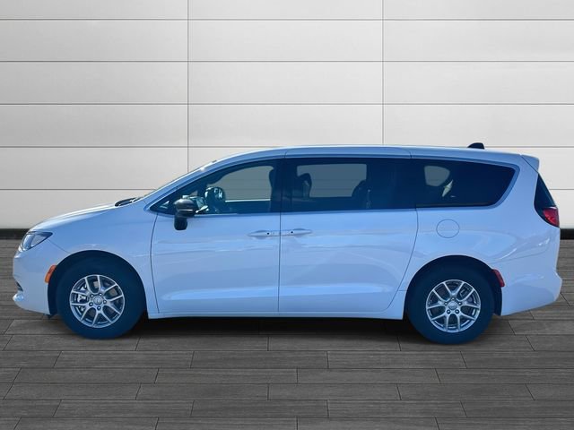 New 2026 Chrysler Voyager LX FWD image 6
