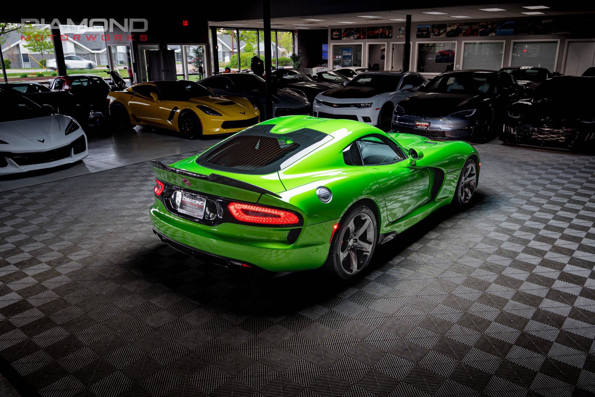 Used 2014 SRT Viper GTS RWD image 4