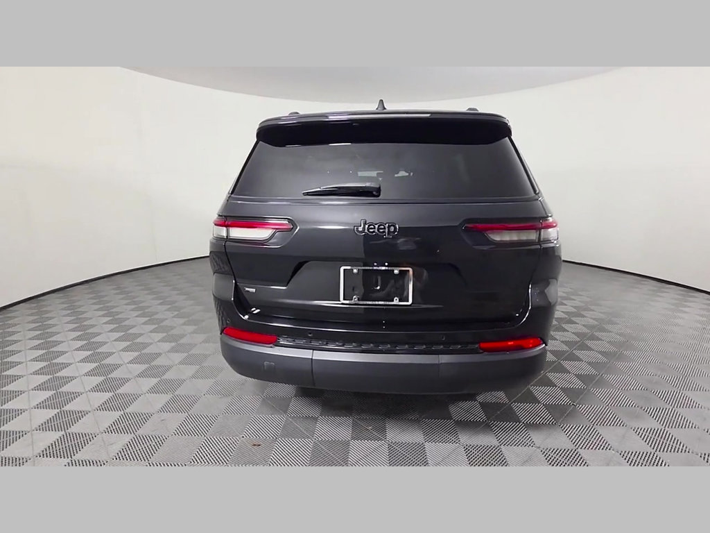 Used 2022 Jeep Grand Cherokee L Laredo RWD image 43