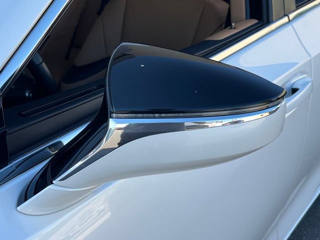 Used 2024 Lexus ES 350 w/ Premium Package FWD image 16