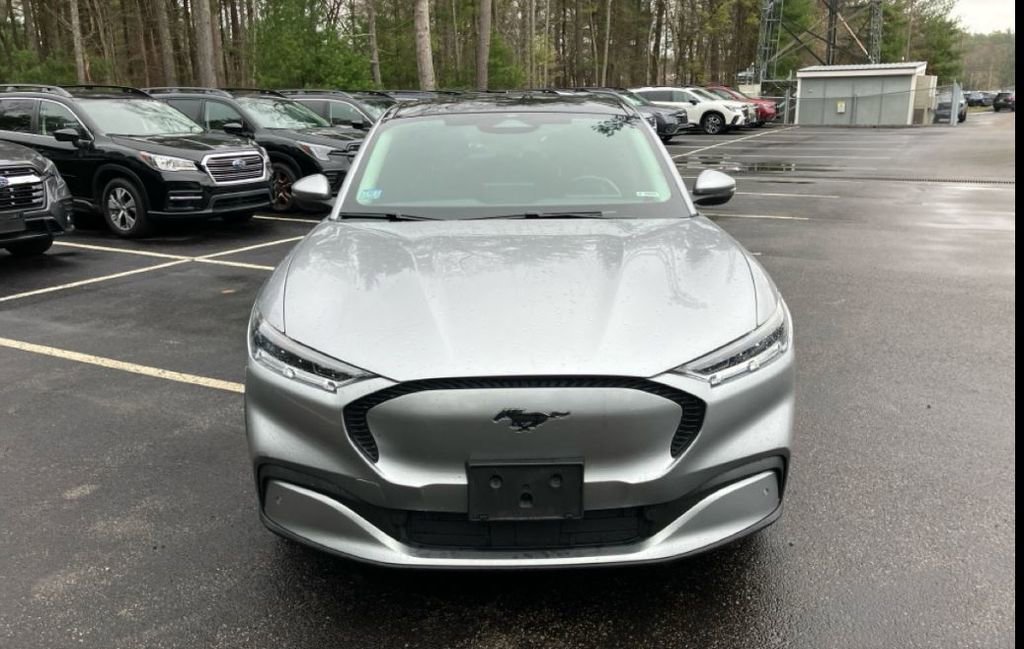 Used 2021 Ford Mustang Mach-E Select w/ Comfort/Appearance Package AWD/4WD image 2