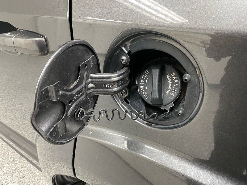 Used 2017 Dodge Journey SE w/ Flexible Seating Group image 27