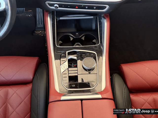 Used 2024 BMW X6 xDrive40i w/ Premium Package AWD/4WD image 17