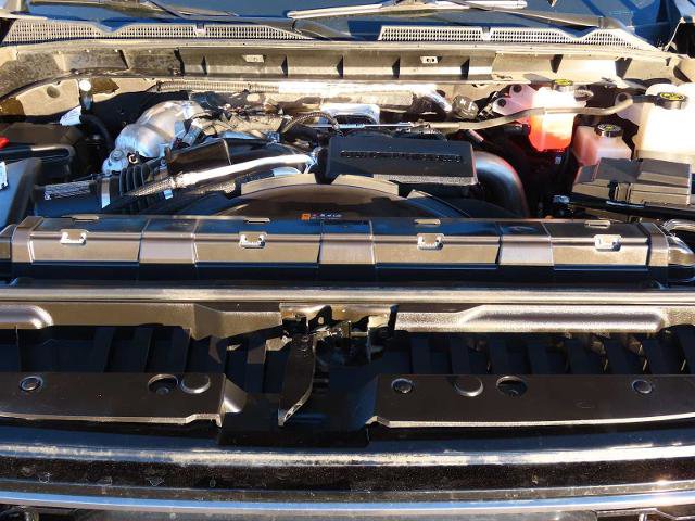 Used 2024 GMC Sierra 2500 AT4 image 15