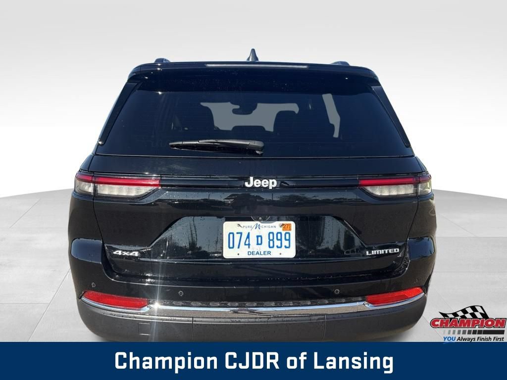 Used 2024 Jeep Grand Cherokee Limited AWD/4WD image 6