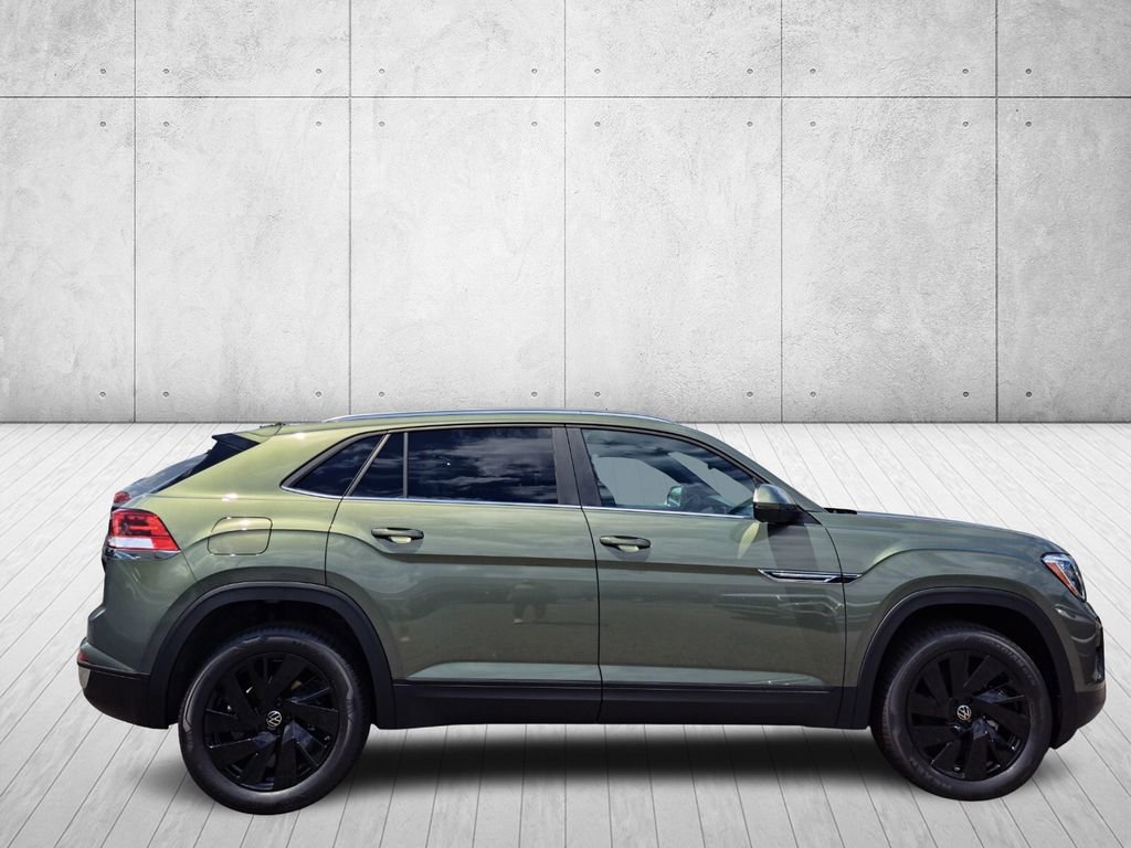 New 2026 Volkswagen Atlas Cross Sport SE image 4