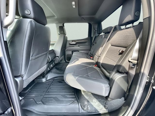 New 2026 GMC Sierra 1500 Elevation image 24