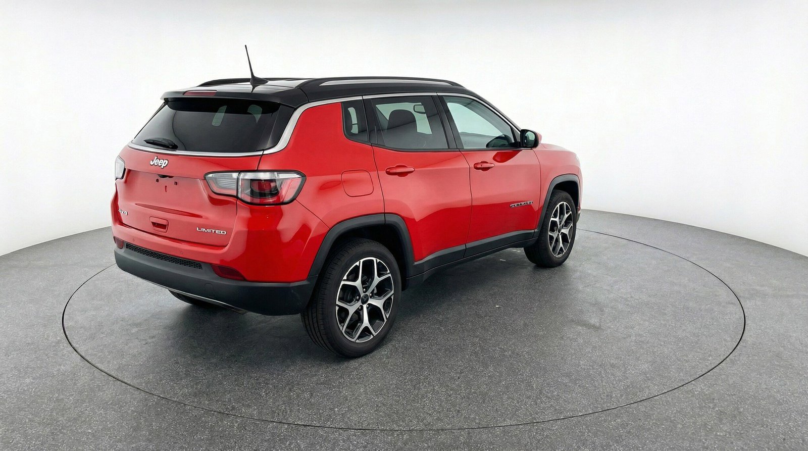 Used 2025 Jeep Compass Limited AWD/4WD image 7