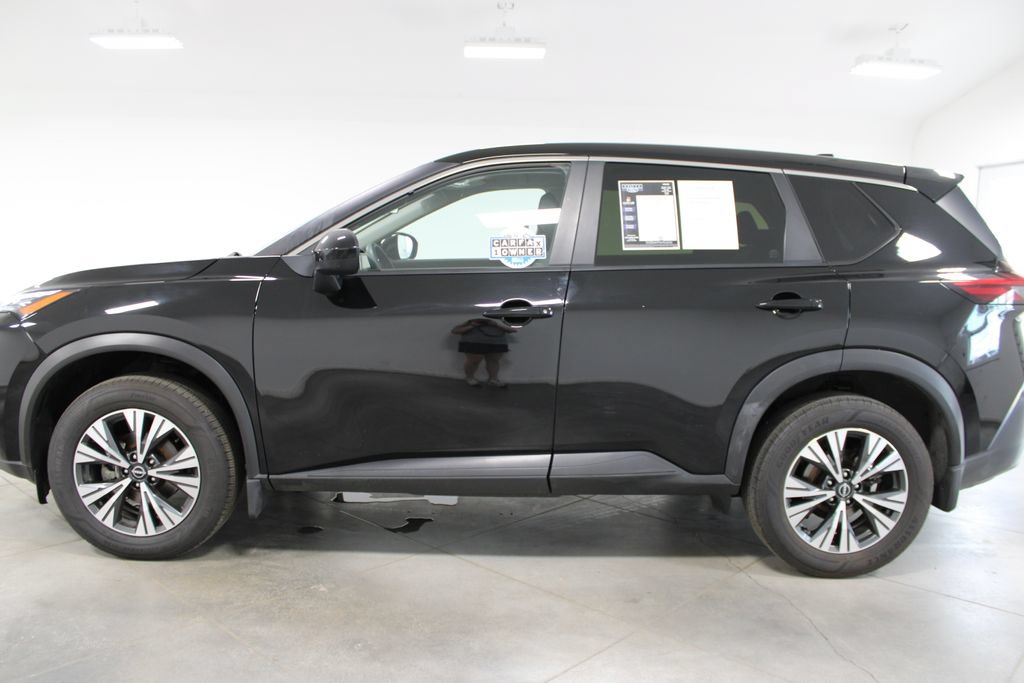 Used 2023 Nissan Rogue SV AWD/4WD image 7