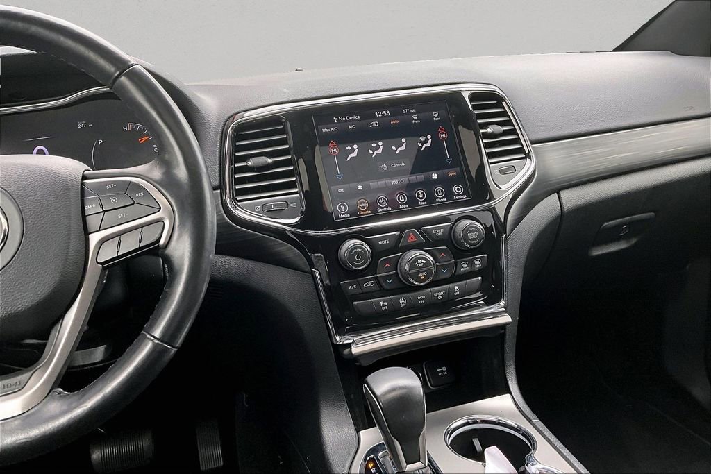 Used 2021 Jeep Grand Cherokee Laredo X AWD/4WD image 10