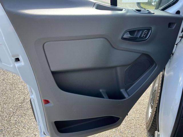 New 2026 Ford Transit 250 148 Medium Roof w/ Load Area Protection Package RWD image 12