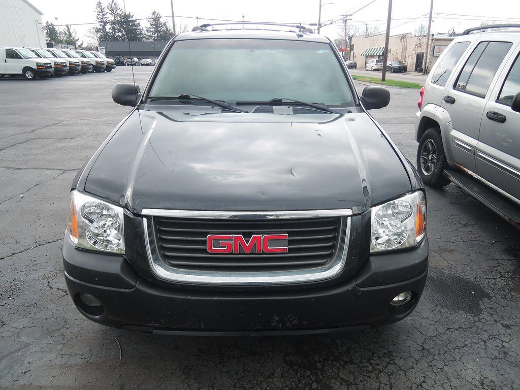 Used 2004 GMC Envoy SLE w/ Preferred Equipment Group image 2
