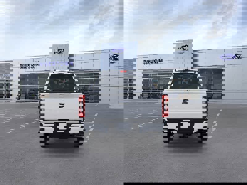 New 2026 Ford F250 Lariat w/ Black Appearance Package image 5