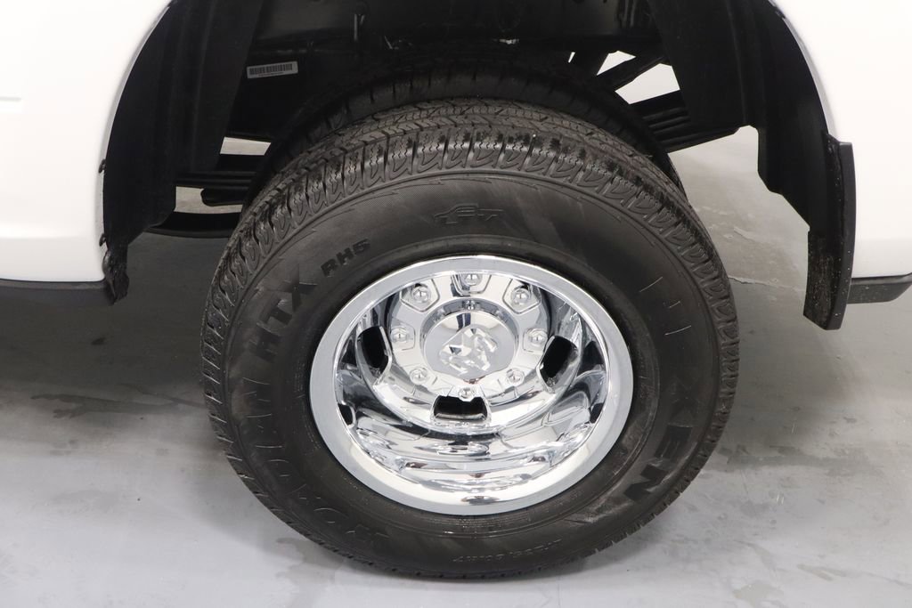 New 2026 RAM 3500 Tradesman AWD/4WD image 24