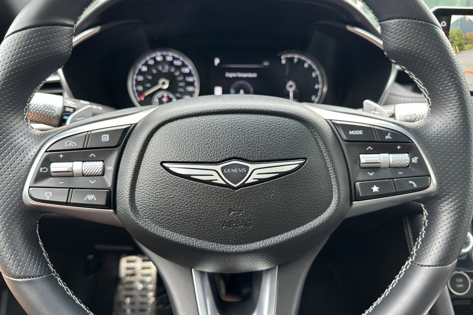 Used 2025 Genesis G70 2.5T w/ Sport Prestige Package image 24