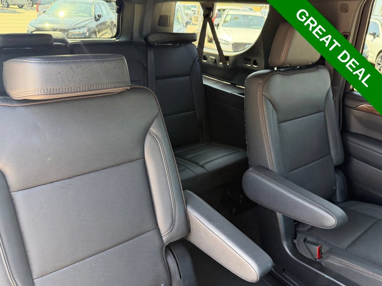 Used 2024 Chevrolet Suburban High Country w/ Premium Package AWD/4WD image 40