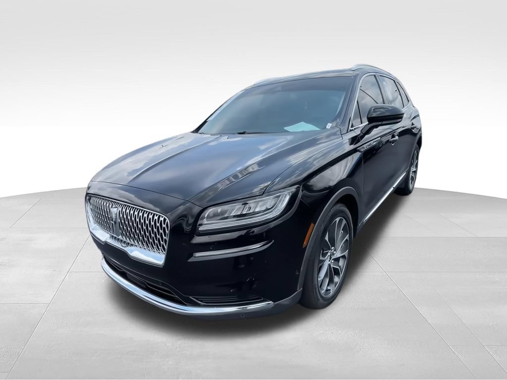 Used 2023 Lincoln Nautilus Reserve w/ Equipment Group 201A AWD/4WD image 4